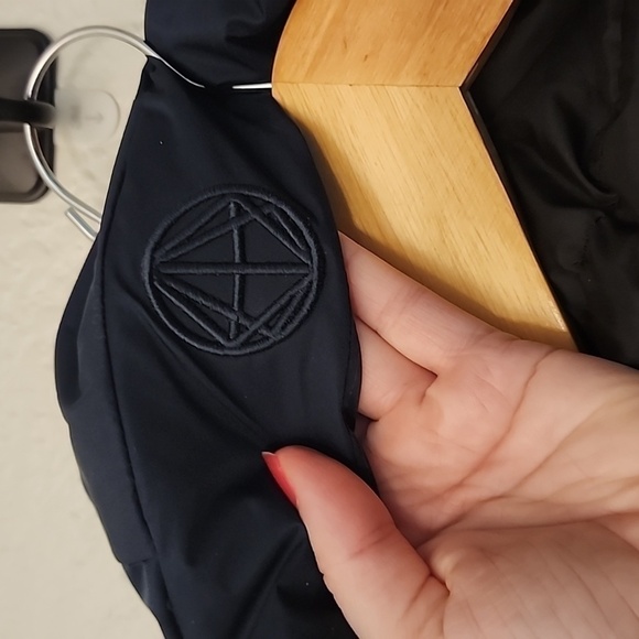 Mondetta Outdoor Project Mid Length Puffer Jacket Navy - Picture 15 of 16